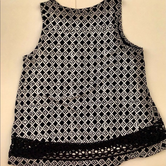 Navy Ann Taylor Loft Large Sleeveless Top - Picture 2 of 3